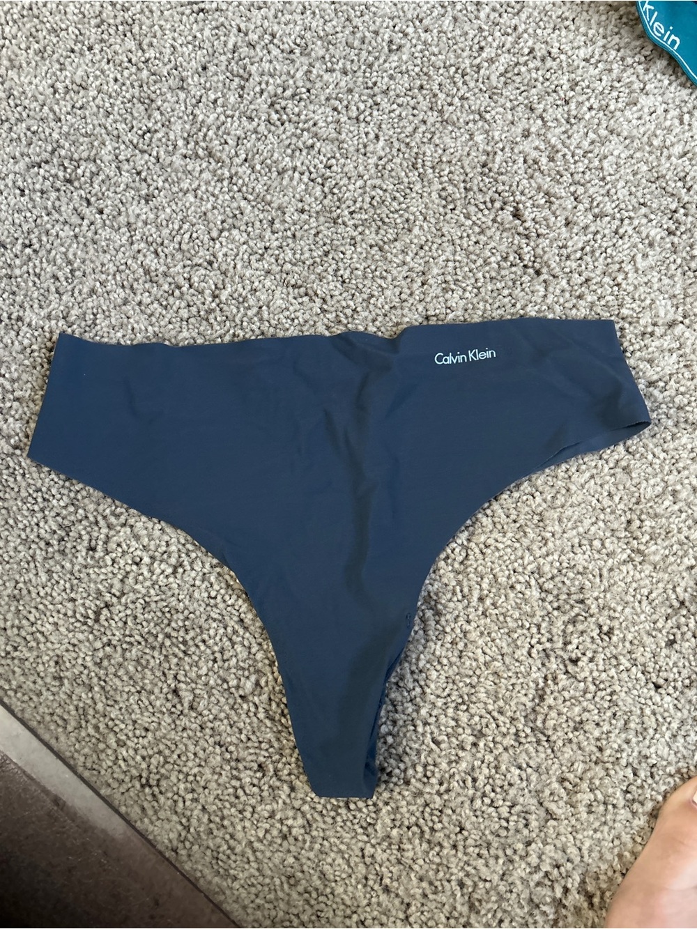 NWOT Calvin Klein no show grey thong